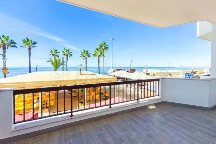 Apartamento T3 para Venda em Quarteira Foto 9