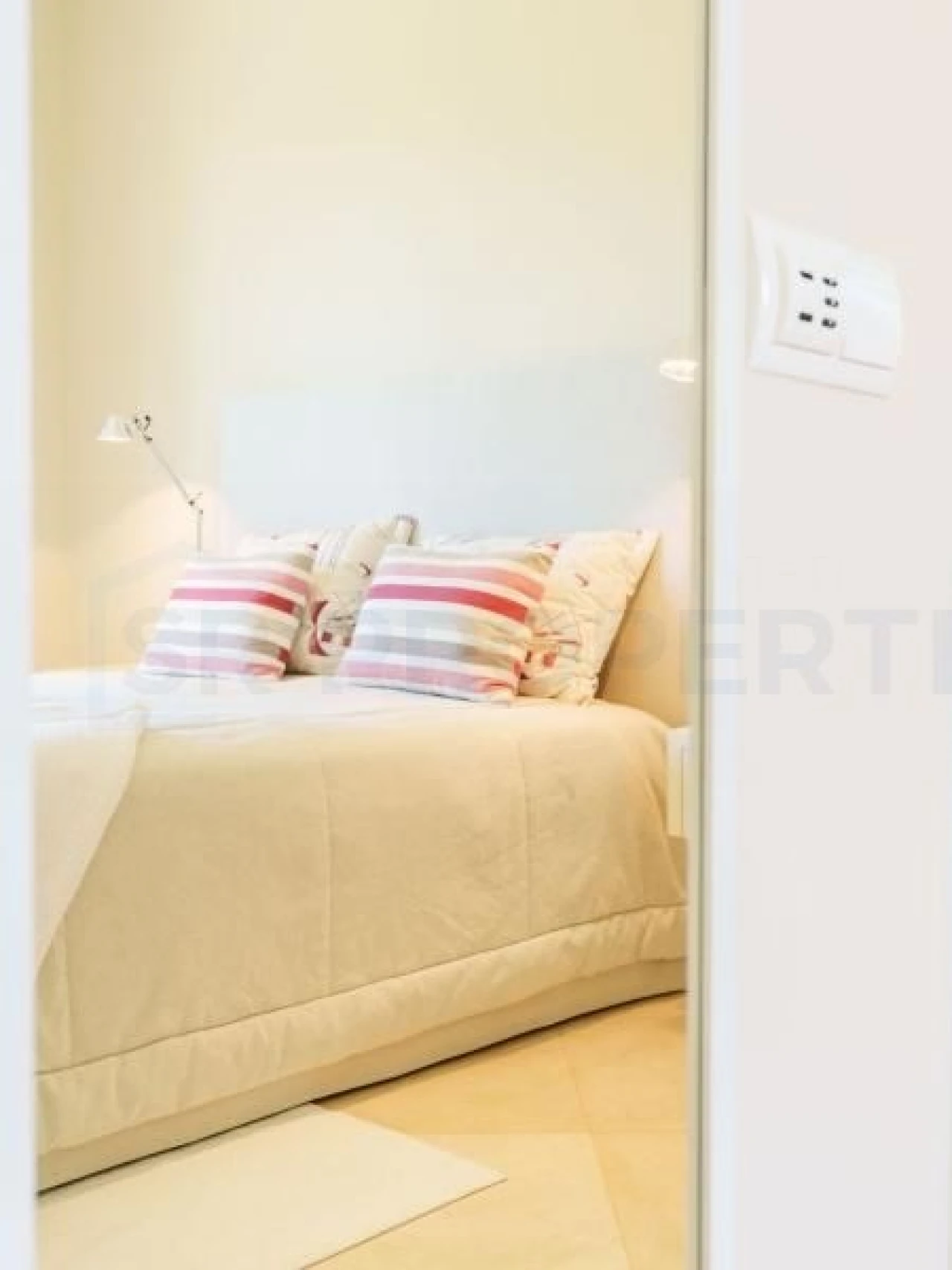 Moradia T4 para Venda em Quarteira Foto 14