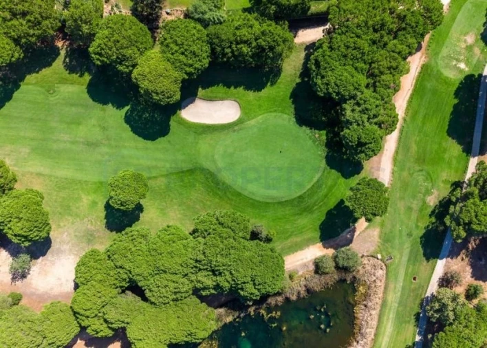 Moradia T4 para Venda em Quarteira Foto 32