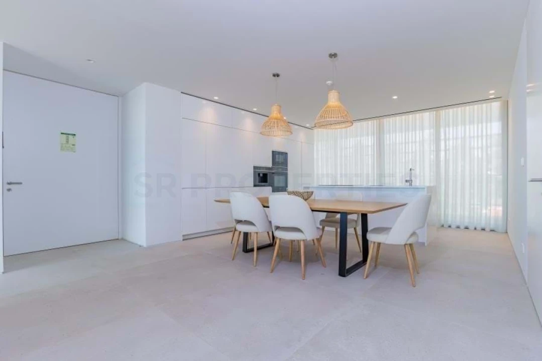 Apartamento T2 para Venda em Quarteira Foto 25