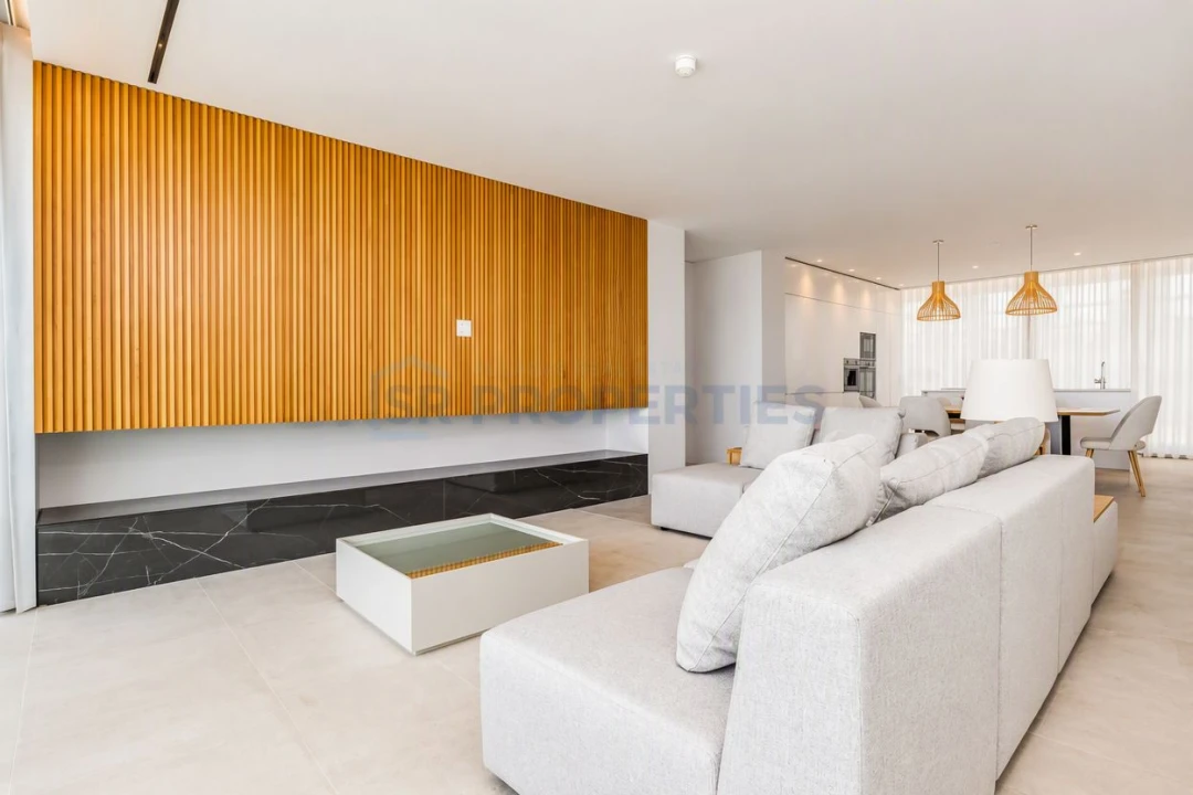 Apartamento T2 para Venda em Quarteira Foto 43