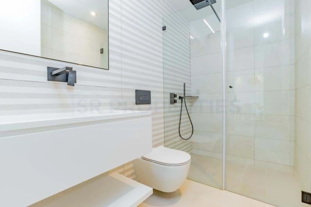 Apartamento T2 para Venda em Quarteira Foto 19