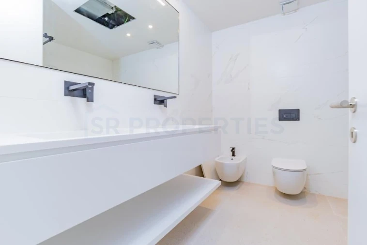 Apartamento T2 para Venda em Quarteira Foto 17