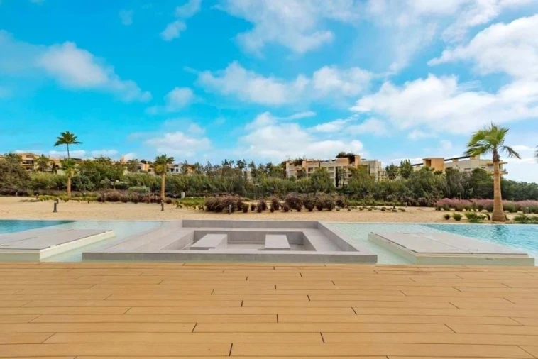 Apartamento T2 para Venda em Quarteira Foto 9