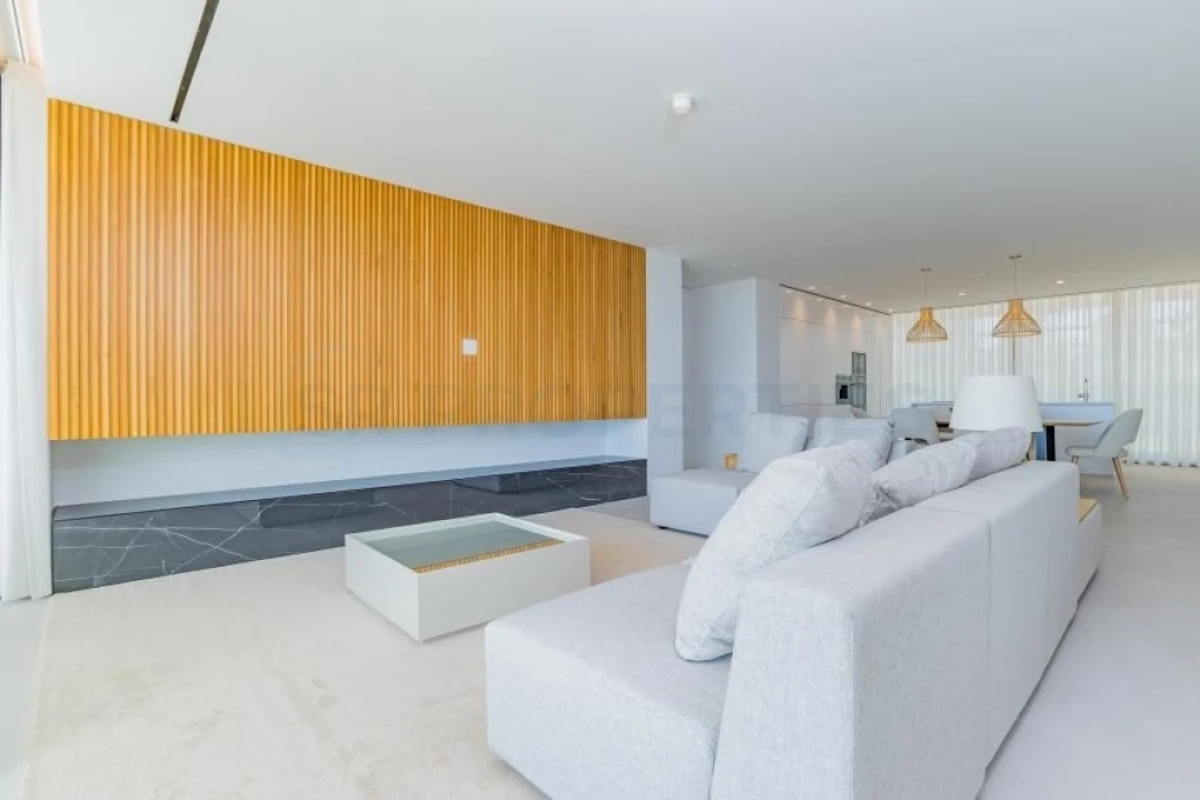 Apartamento T2 para Venda em Quarteira Foto 29