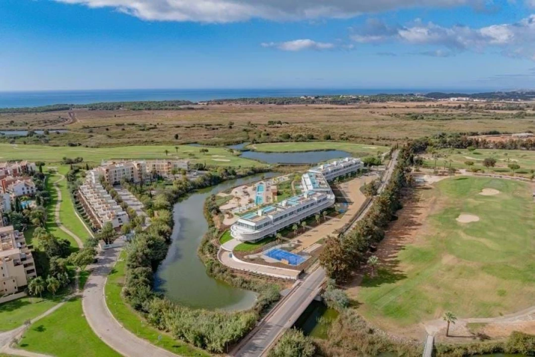Apartamento T2 para Venda em Quarteira Foto 50