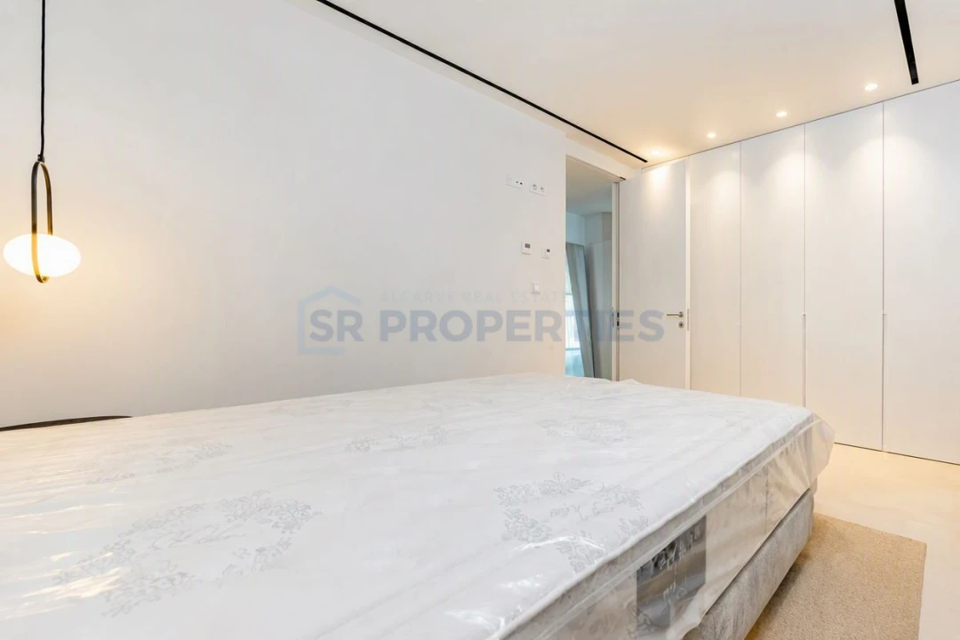 Apartamento T2 para Venda em Quarteira Foto 30