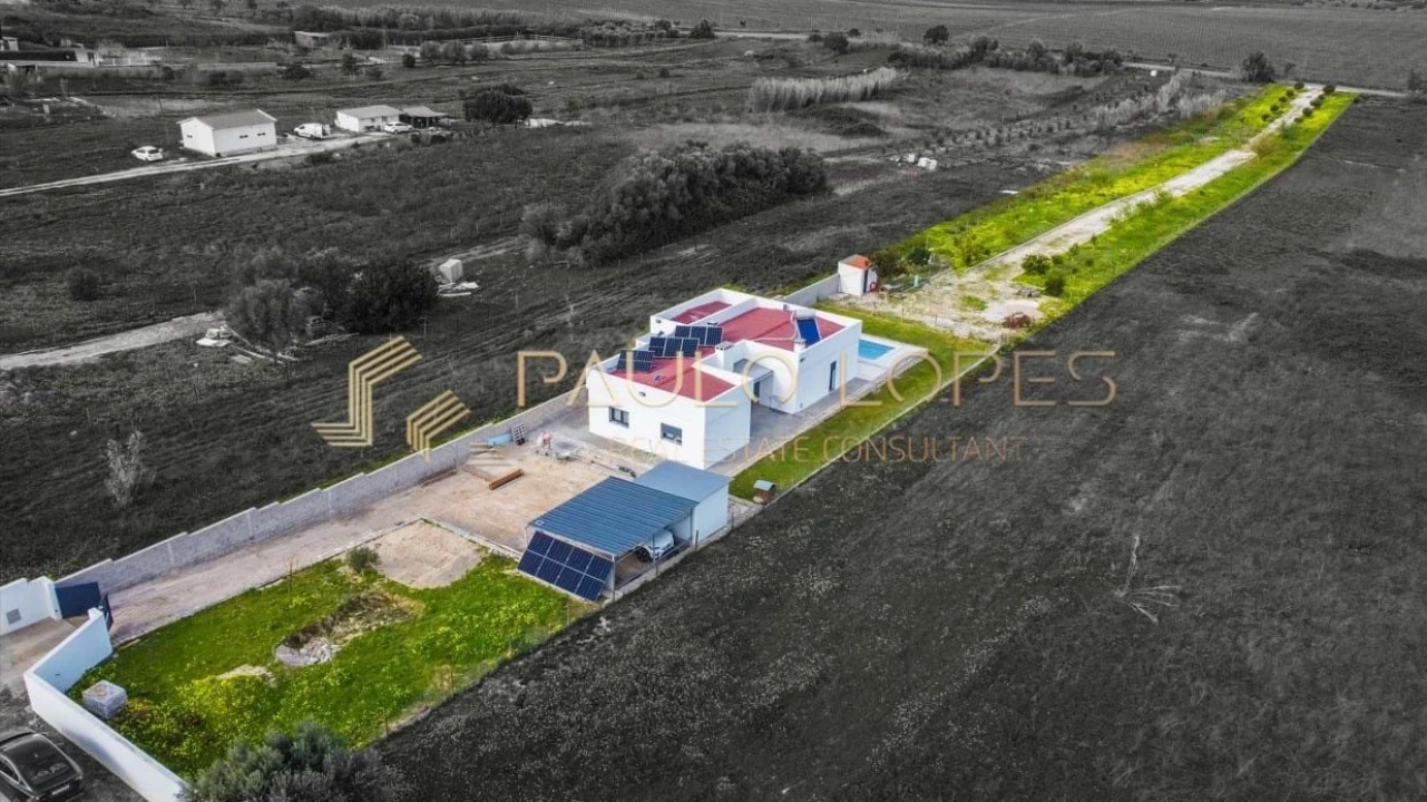 Moradia T3 para Venda em Manique do Intendente, Vila Nova de São Pedro e Maçussa Foto 2