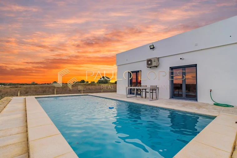 Moradia T3 para Venda em Manique do Intendente, Vila Nova de São Pedro e Maçussa Foto 2