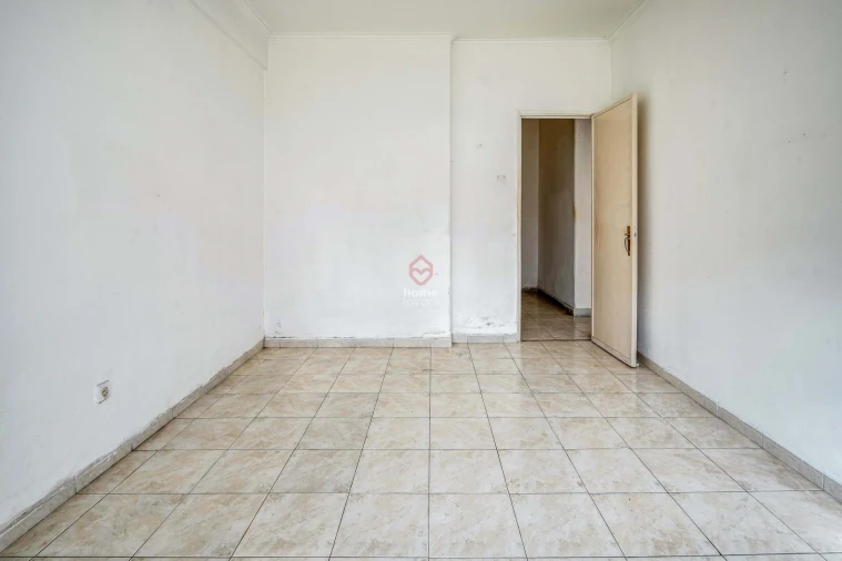 Apartamento T2 para Venda em Carnaxide e Queijas Foto 5