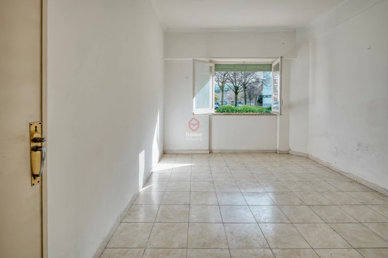 Apartamento T2 para Venda em Carnaxide e Queijas Foto 4