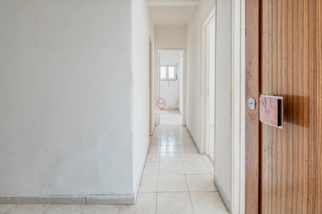 Apartamento T2 para Venda em Carnaxide e Queijas Foto 2