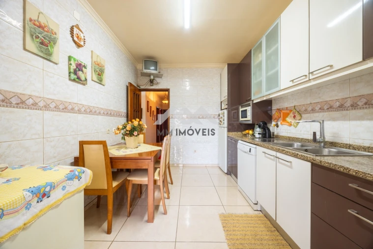 Terreno para Venda em Baguim do Monte (Rio Tinto) Foto 6