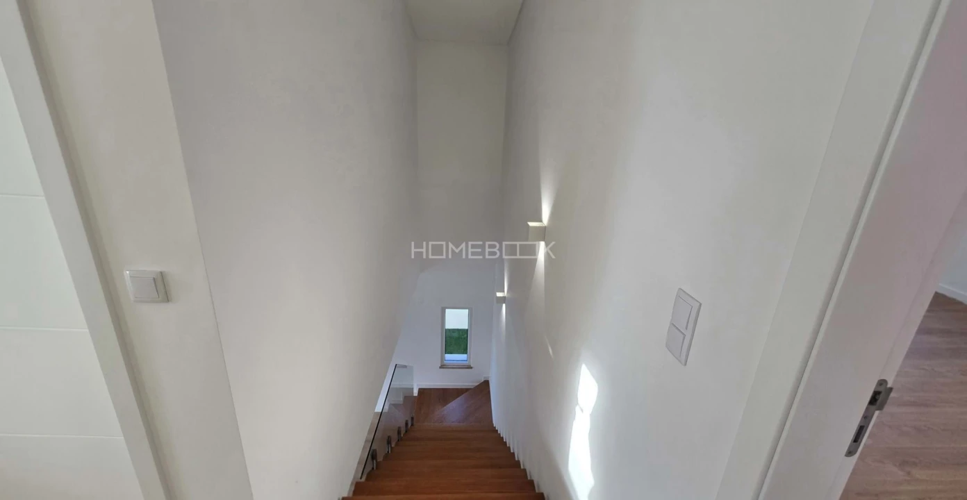 Moradia T3 para Venda em São Domingos de Rana Foto 22