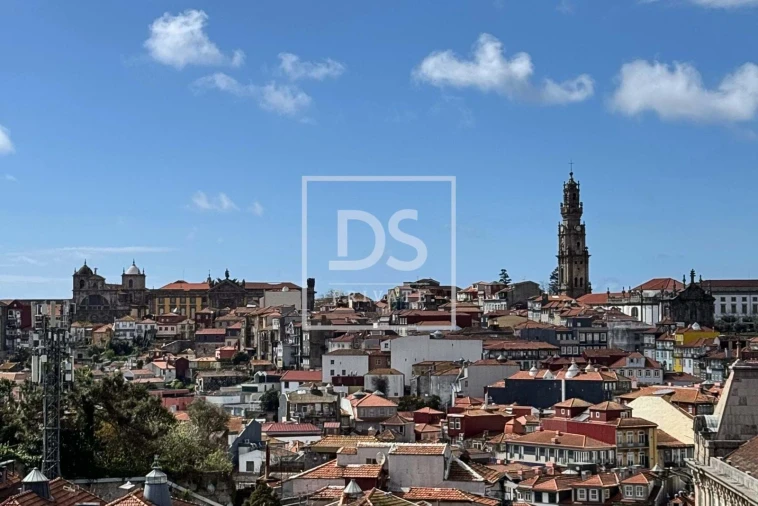Prédio para Venda em Cedofeita, Santo Ildefonso, Sé, Miragaia, São Nicolau e Vitória Foto 3