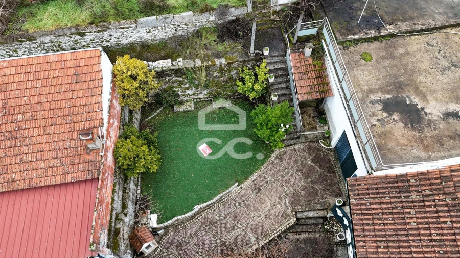 Moradia T4 para Venda em Loivos e Póvoa de Agrações Foto 37