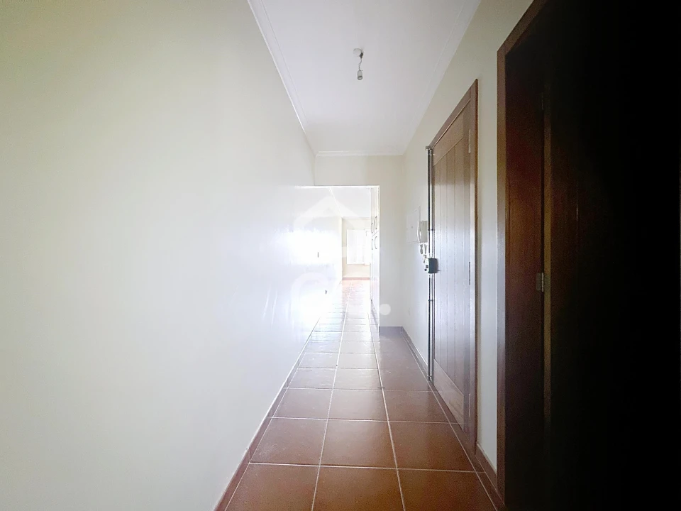 Apartamento T1 para Venda em Santa Maria Maior Foto 10