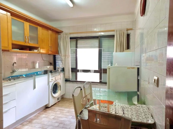 Apartamento T2 para Venda em Moita Foto 4