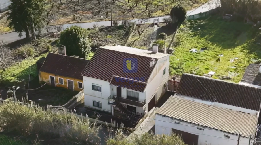 Moradia T3 para Venda em Roliça Foto 2