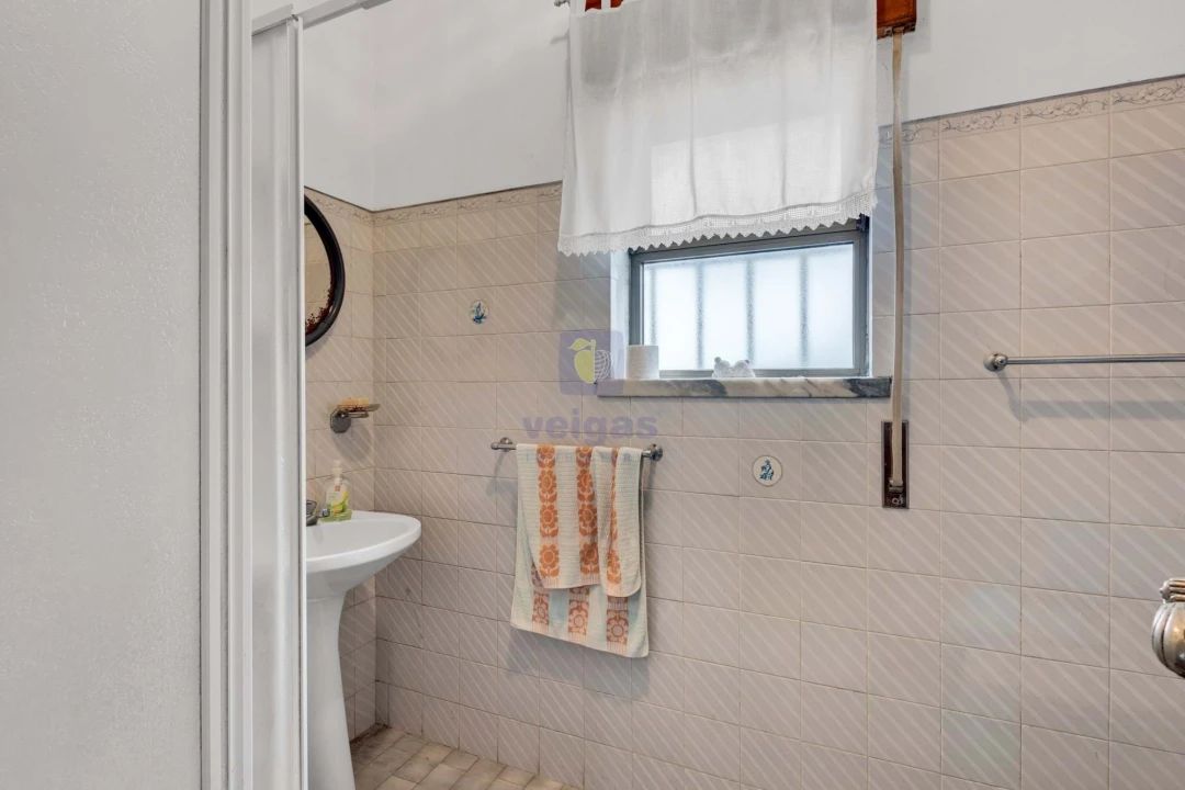 Moradia T3 para Venda em Roliça Foto 9