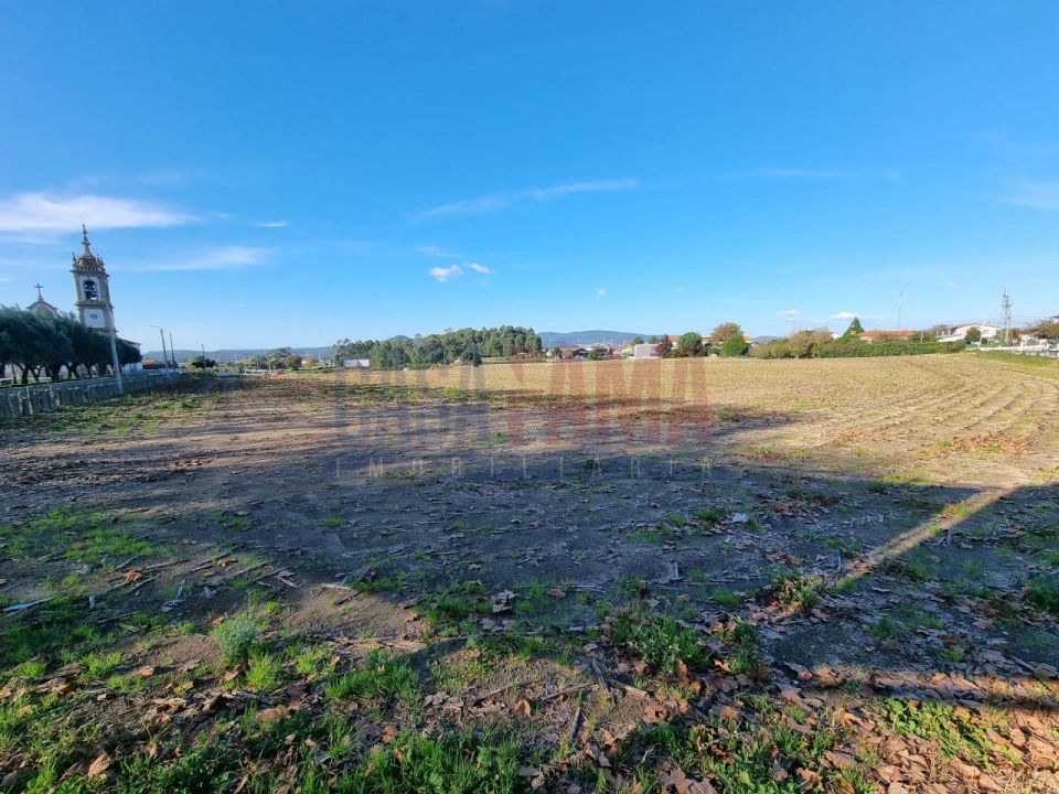 Terreno para Venda em Alvelos Foto 3