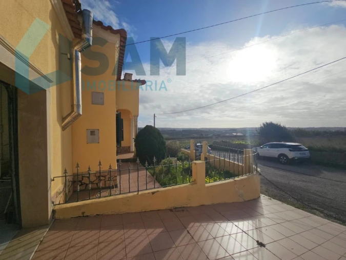 Moradia T3 para Venda em Lourinhã e Atalaia Foto 4