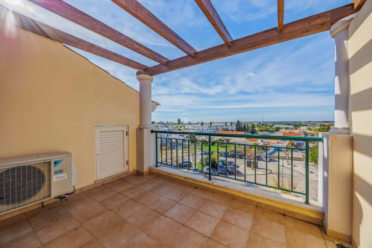 Apartamento T3 para Venda em Guia Foto 10