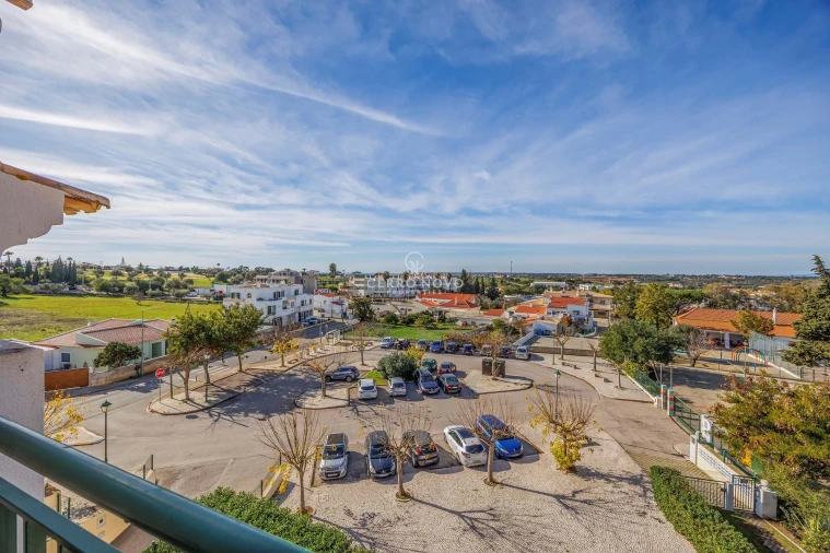 Apartamento T3 para Venda em Guia Foto 1