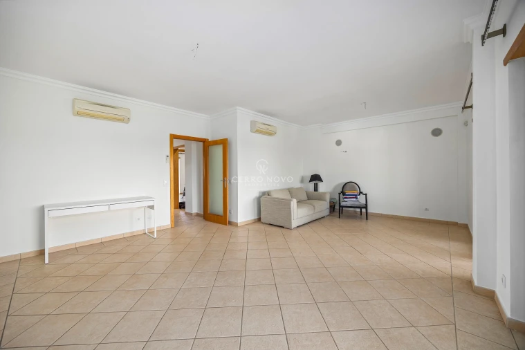 Apartamento T3 para Venda em Guia Foto 19