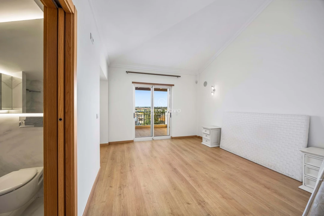 Apartamento T3 para Venda em Guia Foto 8