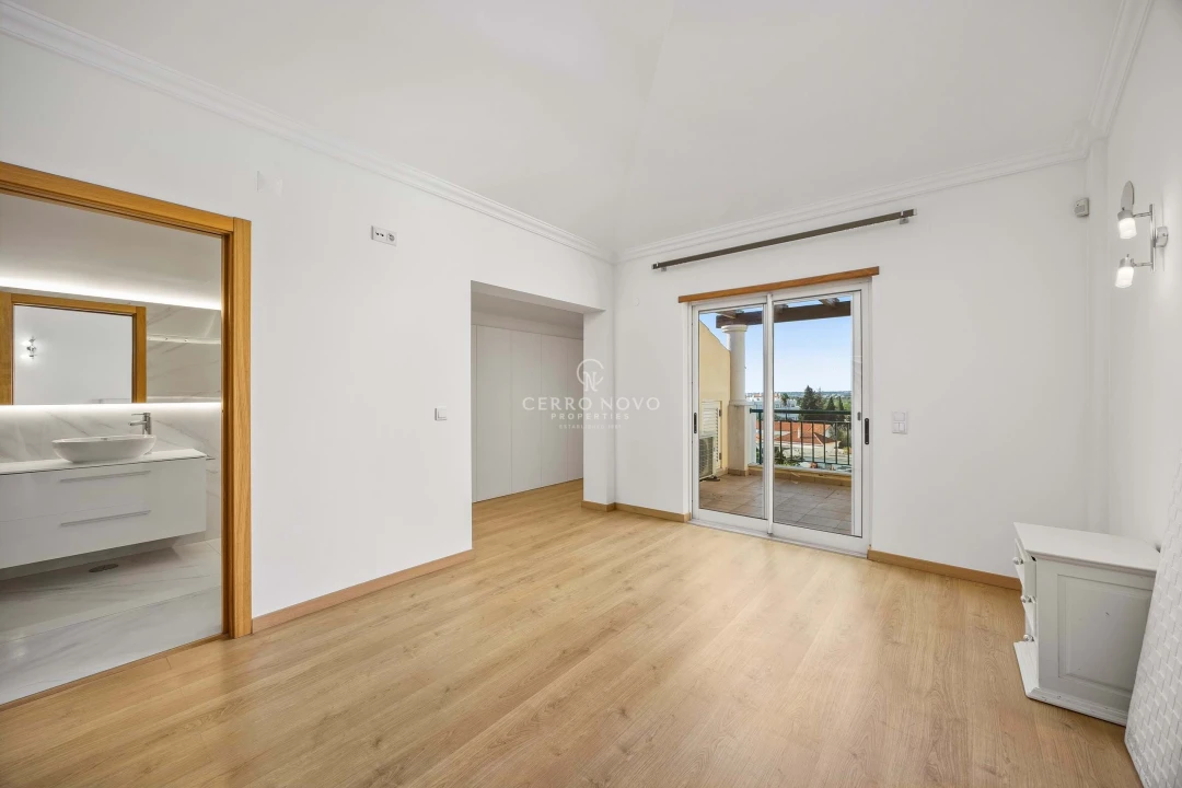 Apartamento T3 para Venda em Guia Foto 12