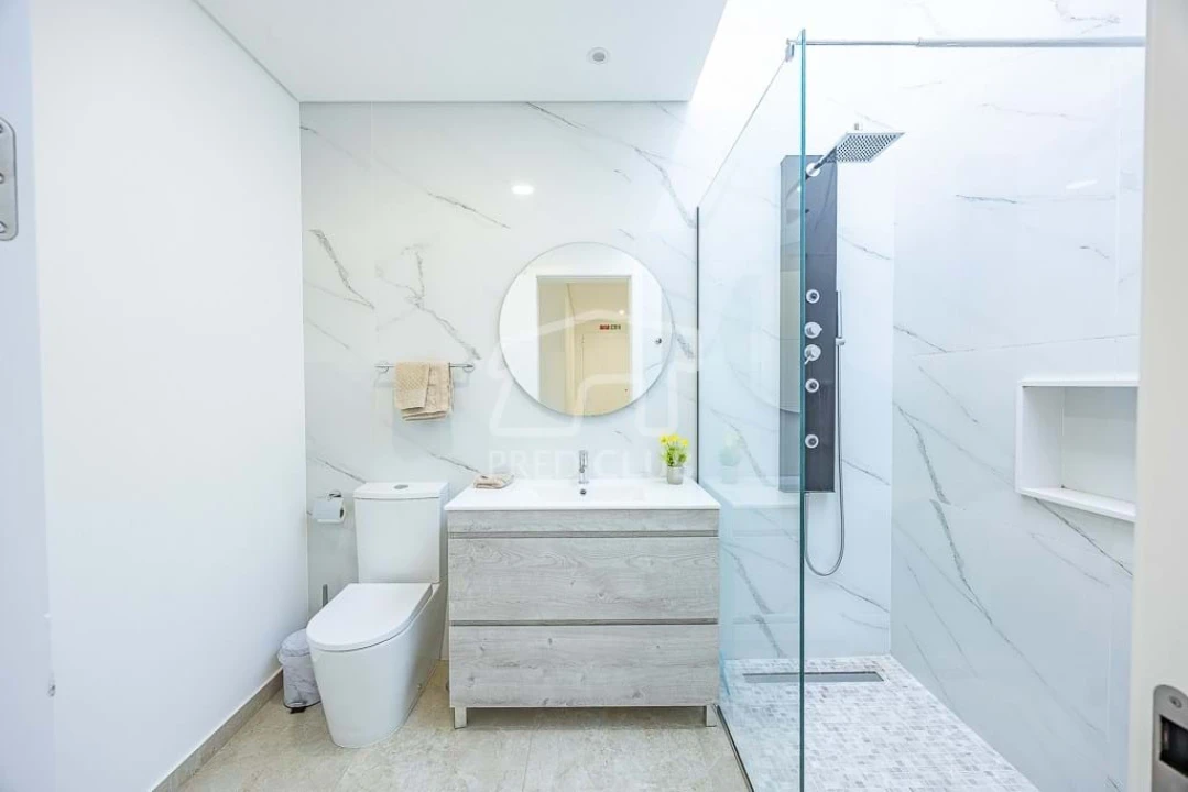 Moradia T3 para Venda em Arco da Calheta Foto 21