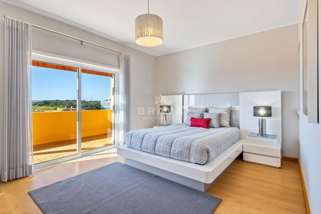 Moradia T3 para Venda em Quarteira Foto 23