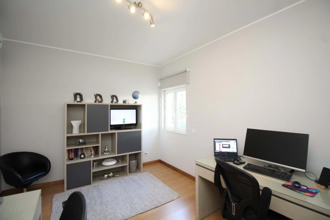 Moradia T3 para Venda em Quarteira Foto 24