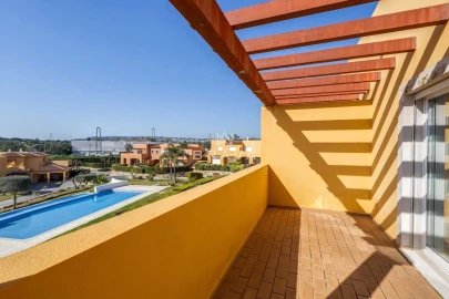Moradia T3 para Venda em Quarteira