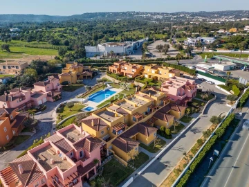 Moradia T3 para Venda em Quarteira