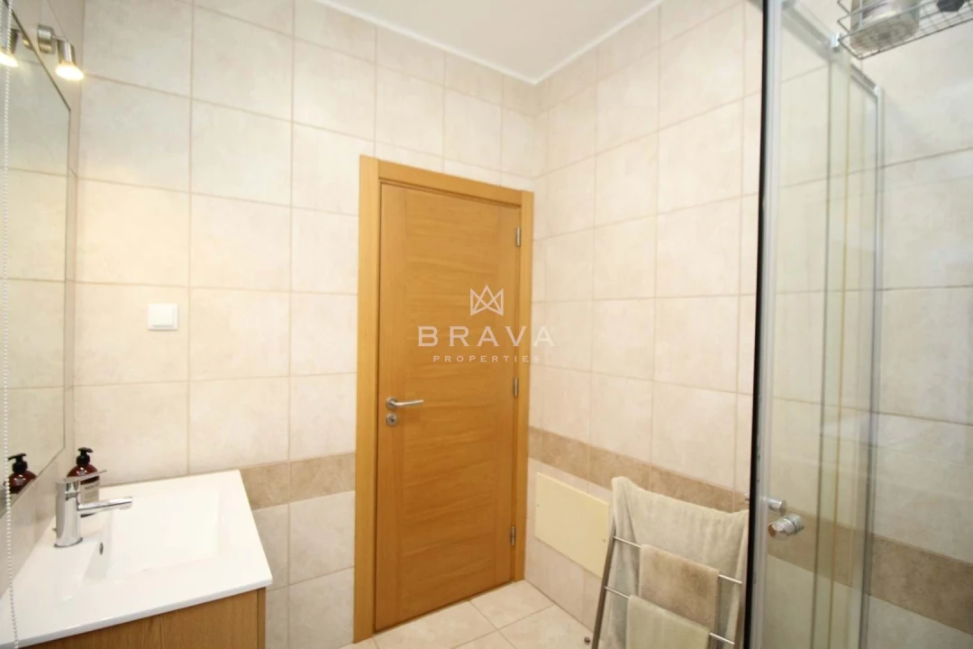 Moradia T3 para Venda em Quarteira Foto 28