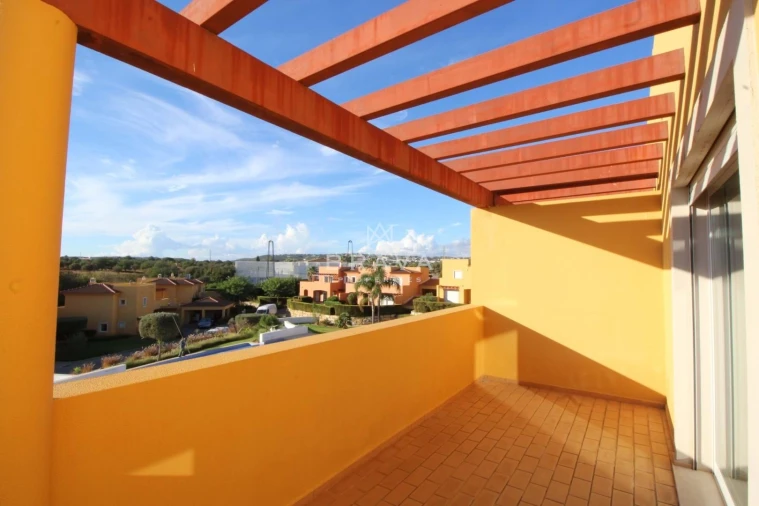 Moradia T3 para Venda em Quarteira Foto 39