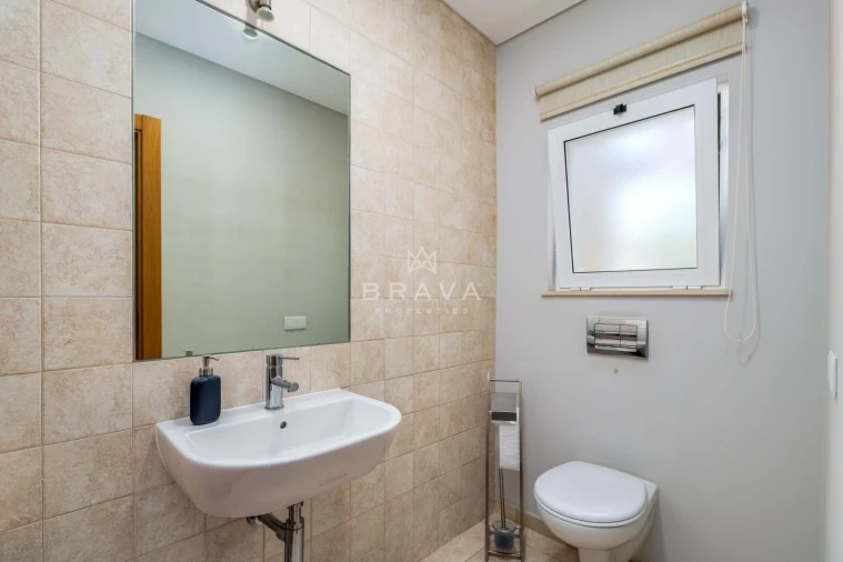 Moradia T3 para Venda em Quarteira Foto 15