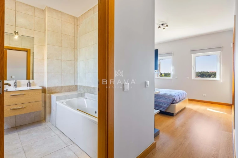 Moradia T3 para Venda em Quarteira Foto 29