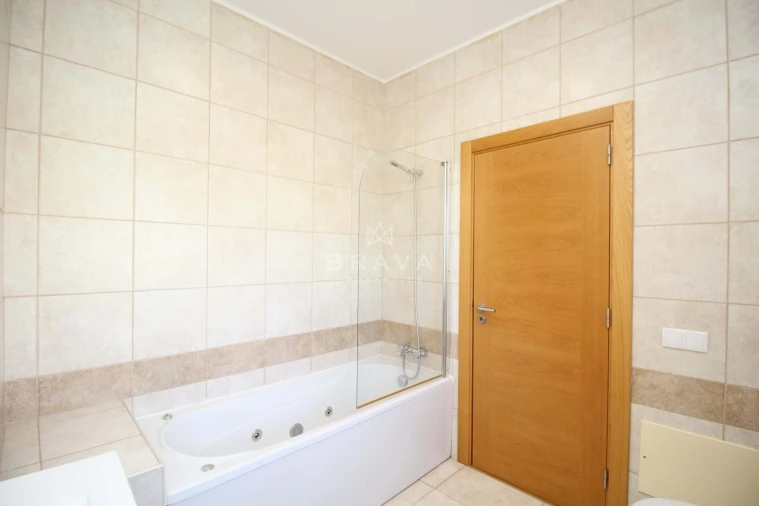 Moradia T3 para Venda em Quarteira Foto 49