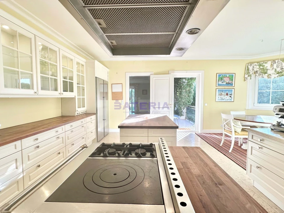 Moradia T10 para Venda em Cascais e Estoril Foto 16