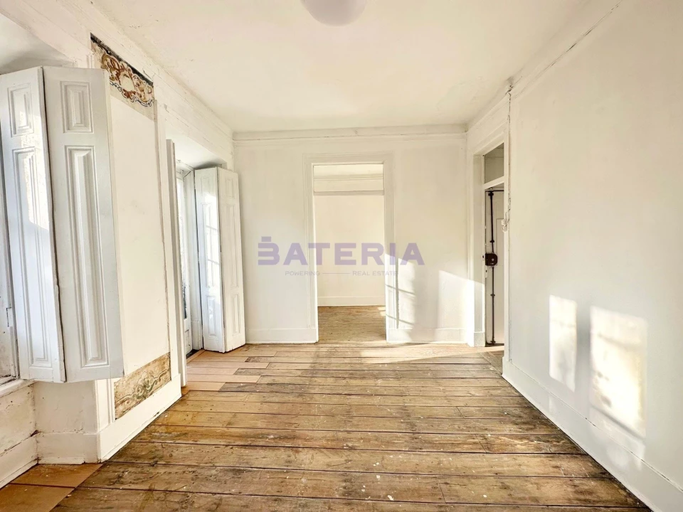 Apartamento T4 para Venda em Campo de Ourique Foto 9