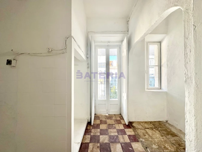 Apartamento T4 para Venda em Campo de Ourique Foto 18