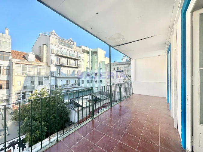 Apartamento T4 para Venda em Campo de Ourique Foto 21