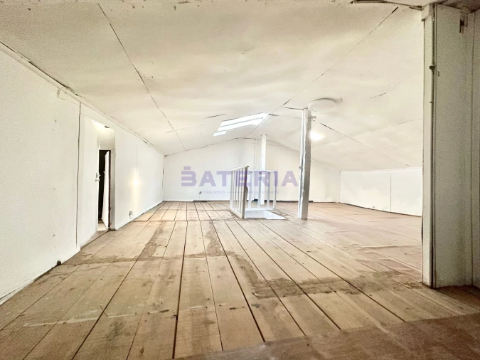 Apartamento T4 para Venda em Campo de Ourique Foto 27