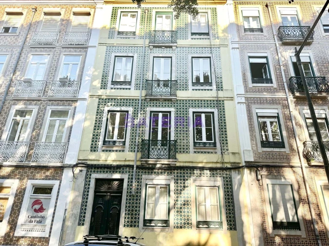 Apartamento T4 para Venda em Campo de Ourique Foto 33