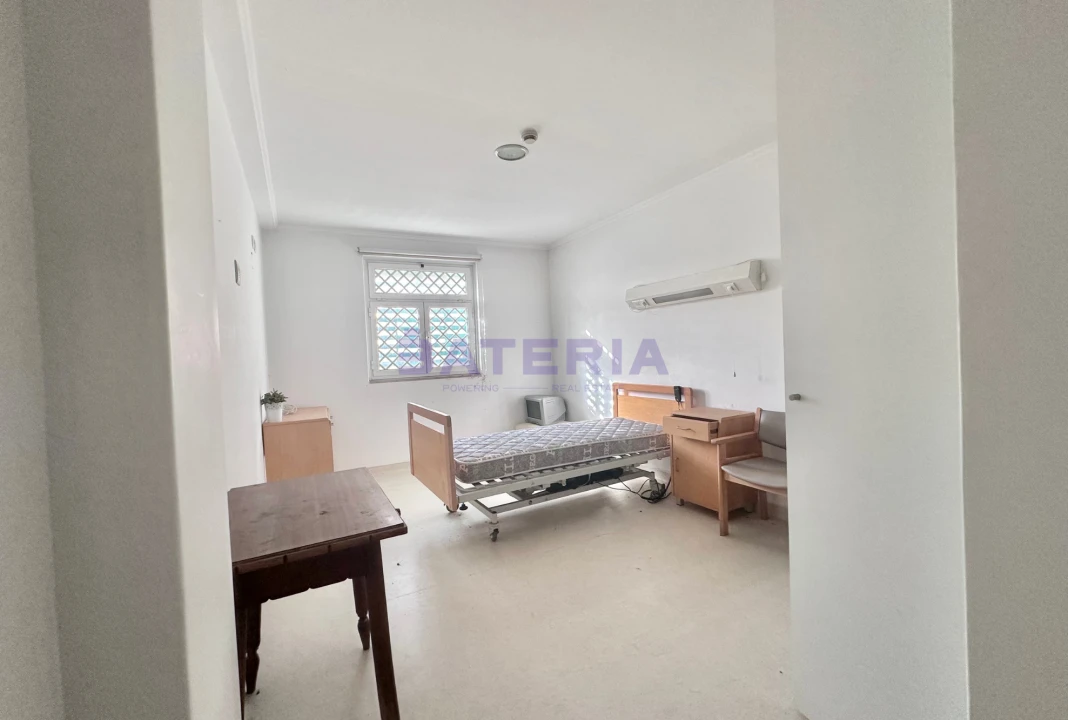 Quinta T50 para Venda em Carnaxide e Queijas Foto 31