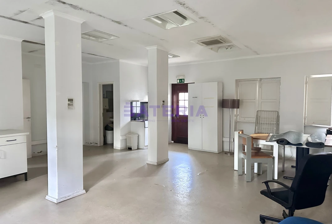 Quinta T50 para Venda em Carnaxide e Queijas Foto 22