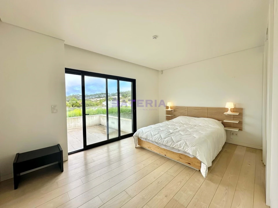 Moradia T4 para Venda em Vau Foto 29